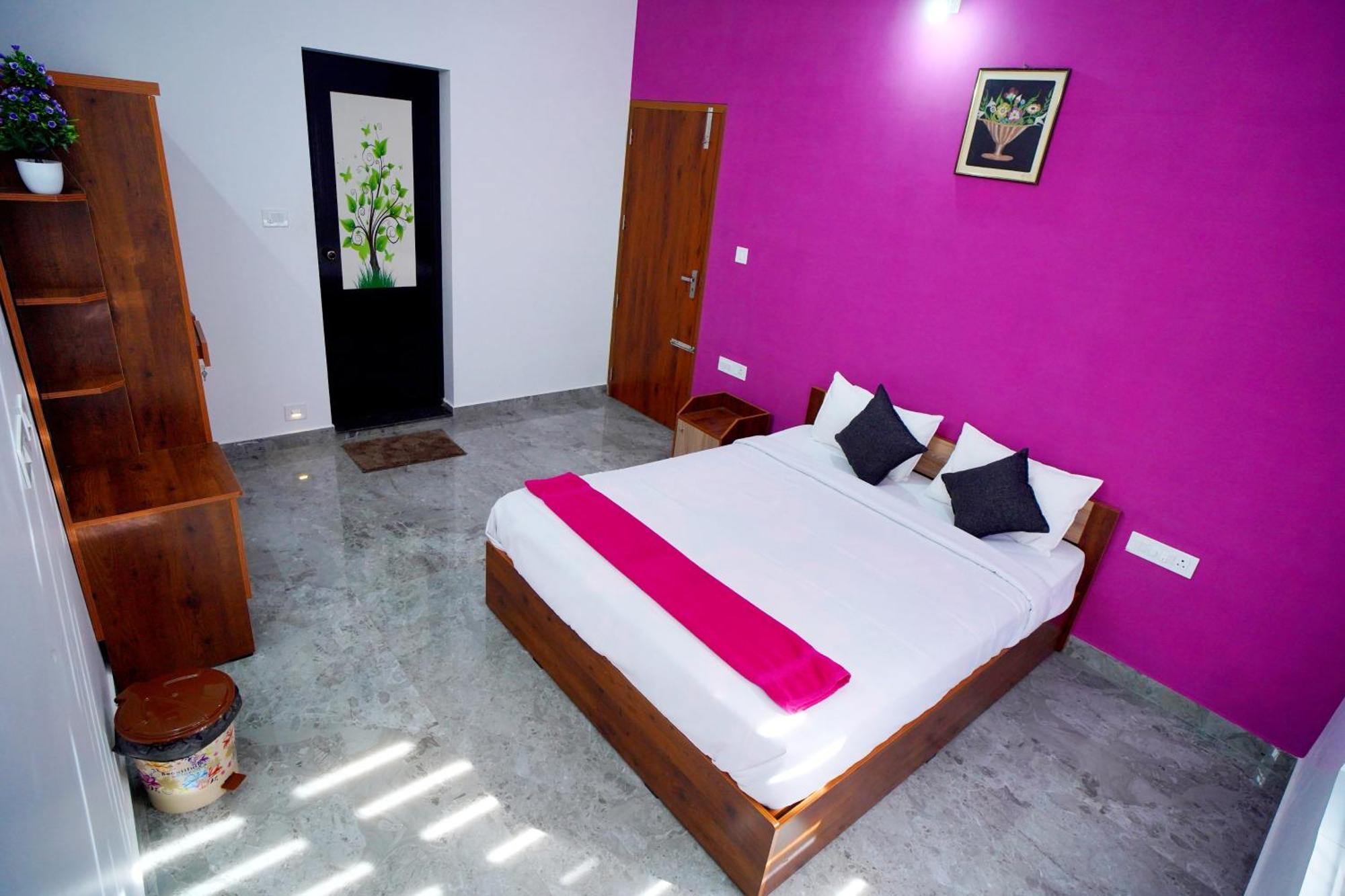Vaishnavam Double Bedroom Villa Thekkady Exterior foto